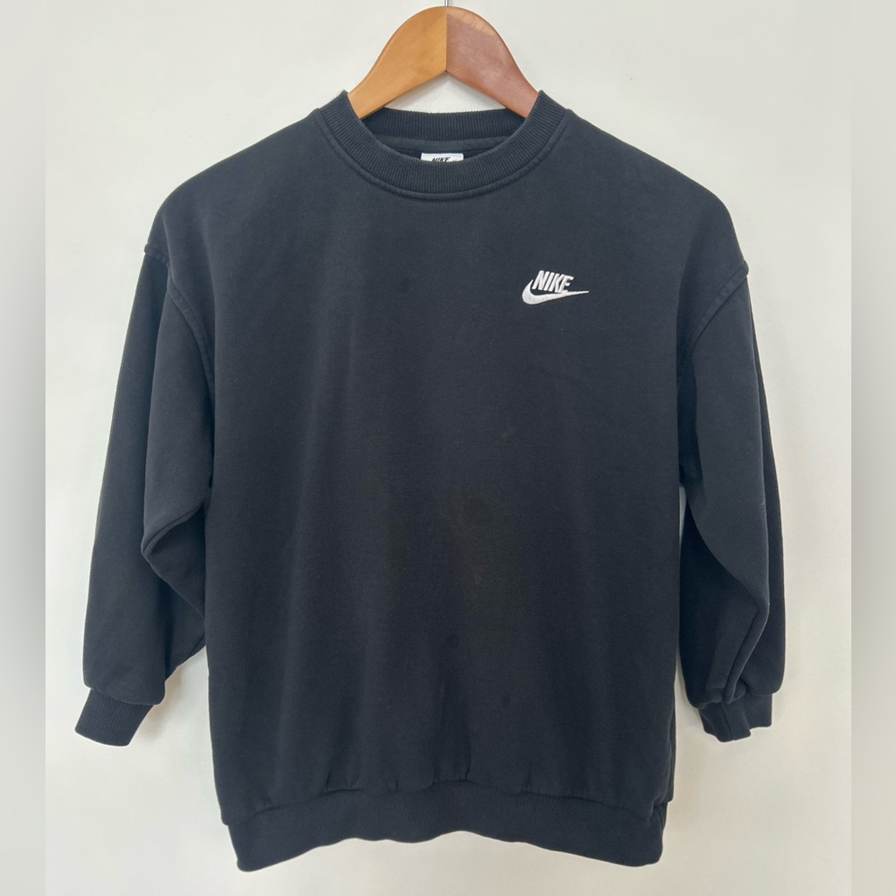 Nike Crewneck Sweatshirt – Youth Medium – Black